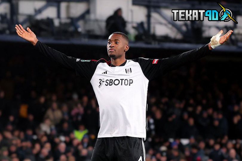 Kabar Baik Untuk Liverpool dan Man United, Tosin Adarabioyo Putuskan Cabut dari Fulham