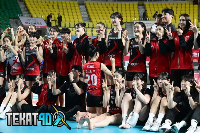 Skuad bola voli putri Korea Selatan, Daejeon JungKwanJang Red Sparks, langsung menjalani sesi latihan perdana usai setibanya di Indonesia